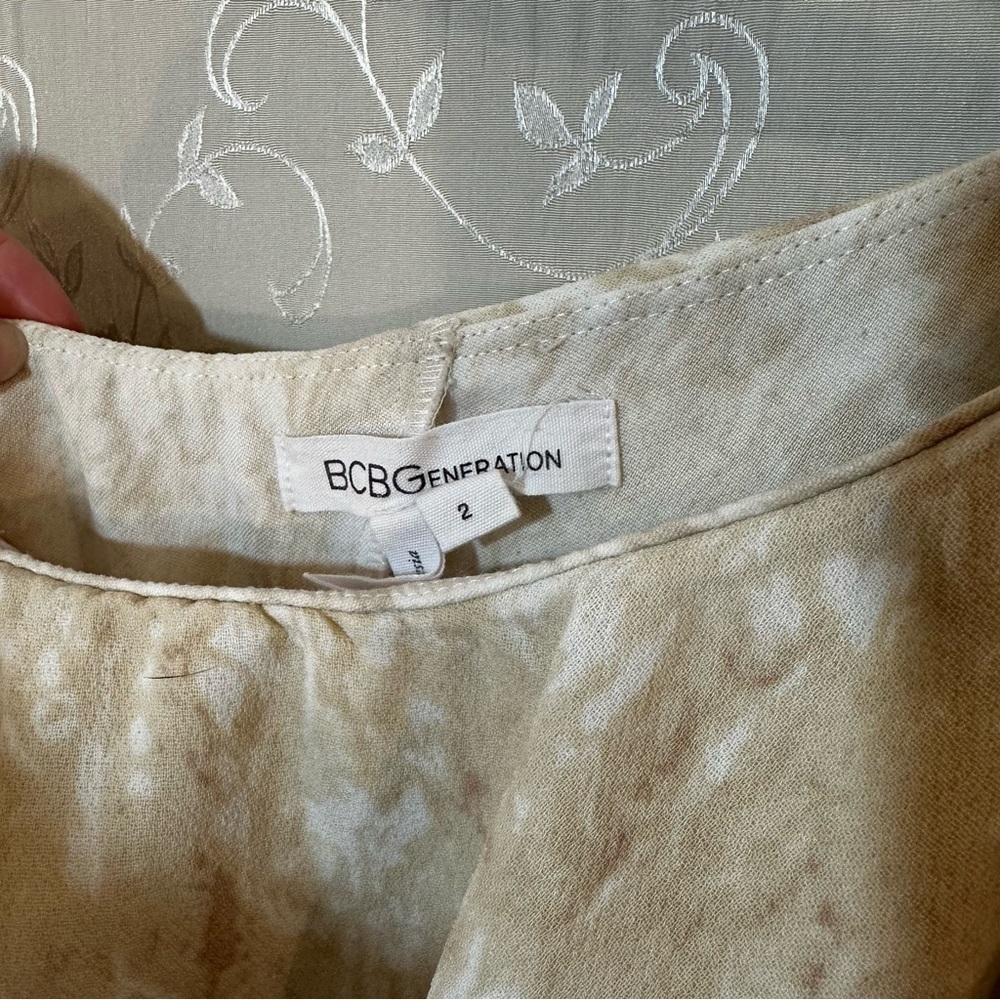BCBGeneration Cream White Printed One-Shoulder Ruffle Mini Dress SIZE 2 NWOT - Picture 4 of 8